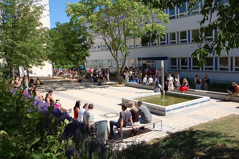 Bild: Blick in den Campus