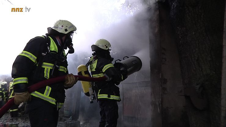 Bild: Brand in Firma