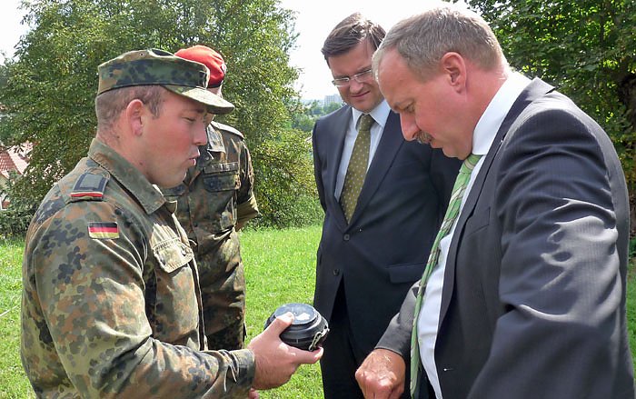 Bild: Innenminister bei Bundeswehr