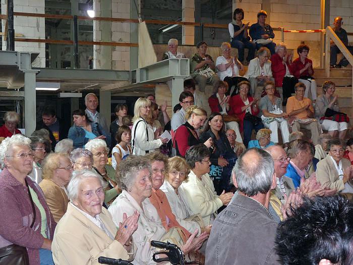 Bild: Treff der Generationen