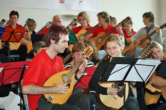 Bild: Landesmusikfest der Zupfmusiker