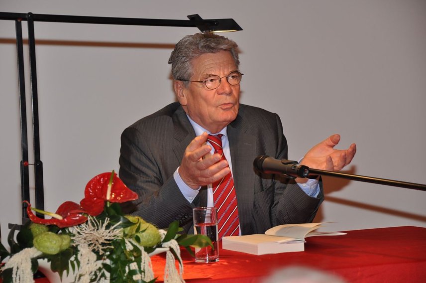 Bild: Gauck in der Nordh&auml;user Kreissparkasse