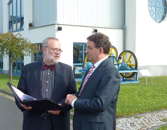 Bild: Landkreistag im Kreis unterweg