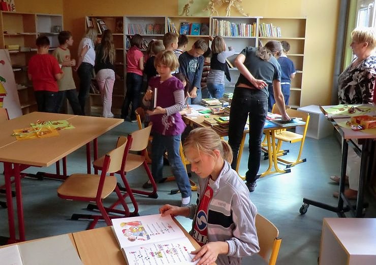 Bild: Bibliothek er&ouml;ffnet