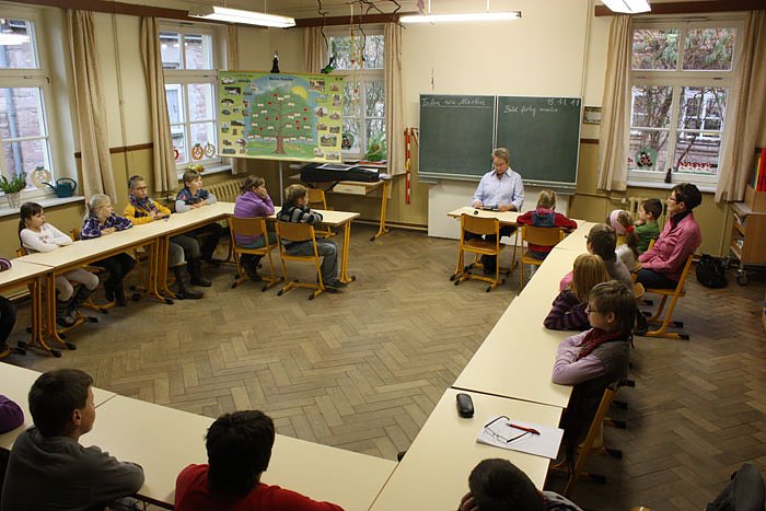 Bild: Vorlesen in Udersleben