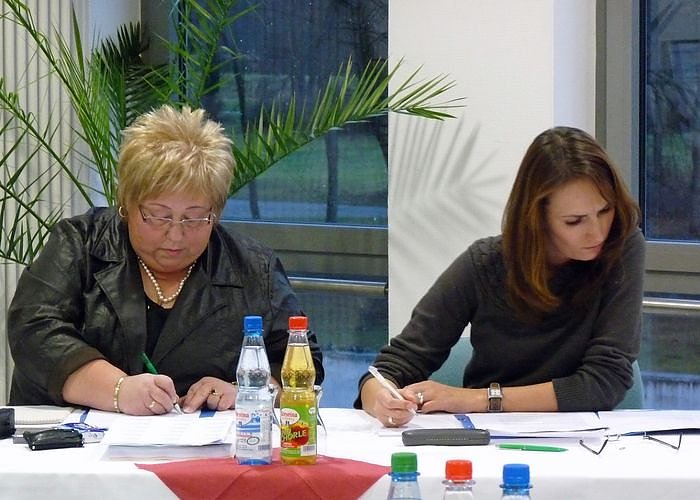 Bild: Aus Kreistag verabschiedet