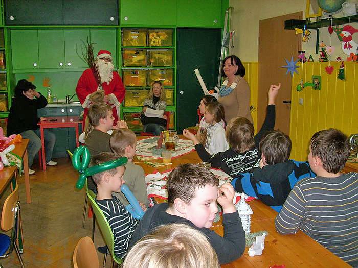 Bild: Weihnachtsfeier im "JuST"