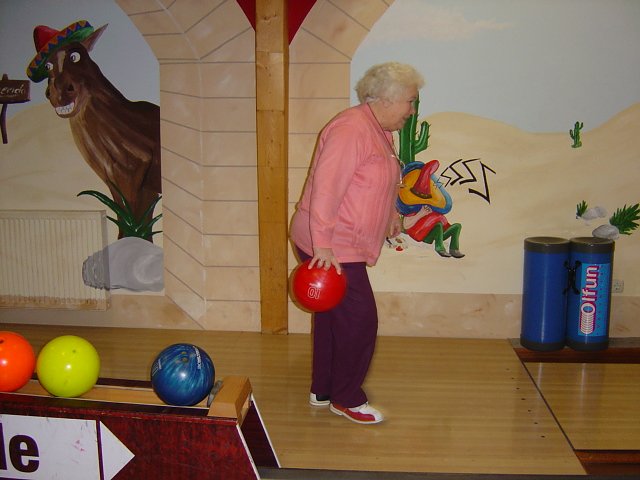 Bild: Ausflug zur Bowlingbahn