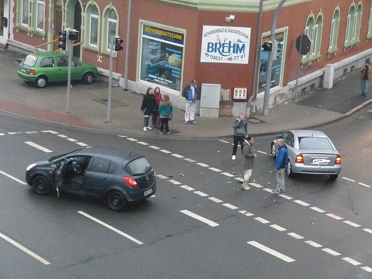 Bild: Crash auf der Kreuzung