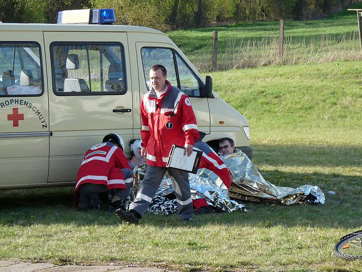 Bild: Mit Blaulicht durch Berka