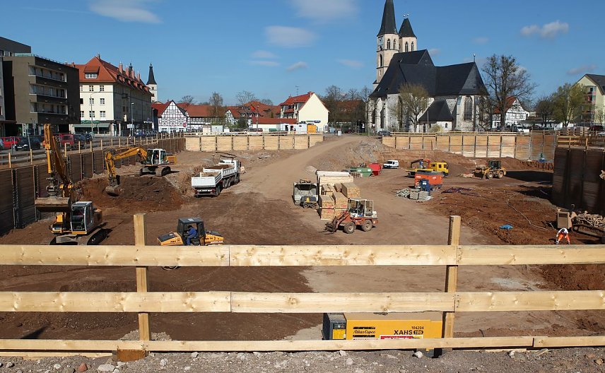 Bild: Blick in die Baugrube
