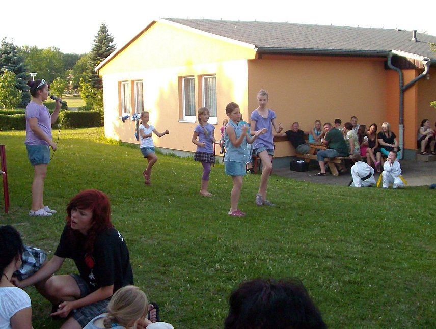 Bild: Ferienlager auf dem Strau&szlig;berg
