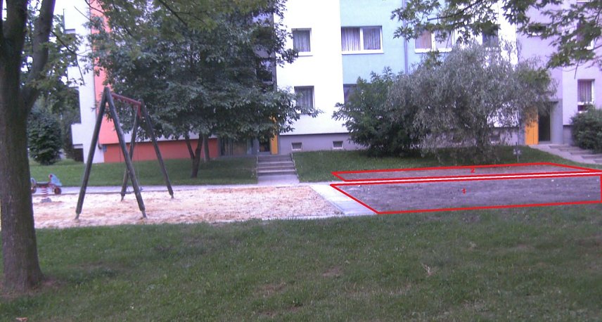 Bild: Leerer Spielplatz