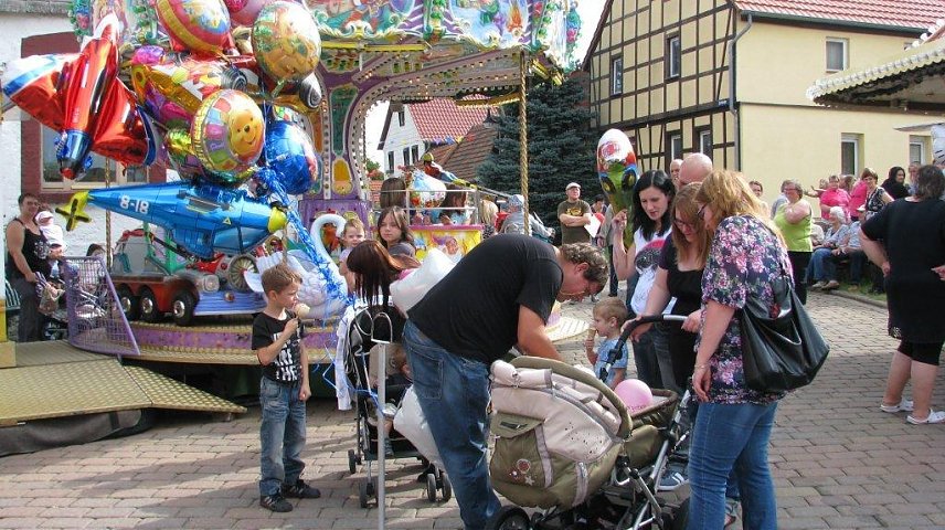 Bild: Kinderfest in Obergebra