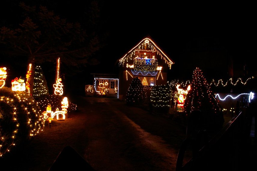 Bild: Weihnachtshaus in Obergebra