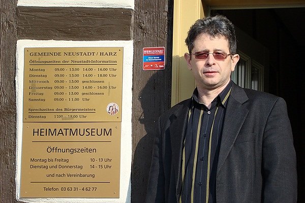Bild: Dirk Erfurt l&auml;dt zum Fr&uuml;hjahrsputz ein