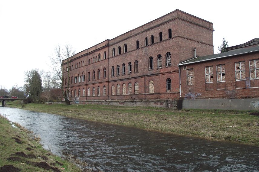 Bild: Geb&auml;ude an der Zorge