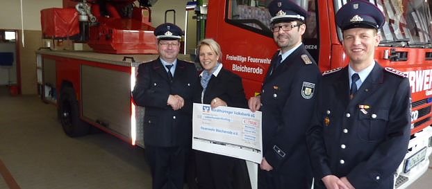 Bild: Freude beim Feuerwehrverein