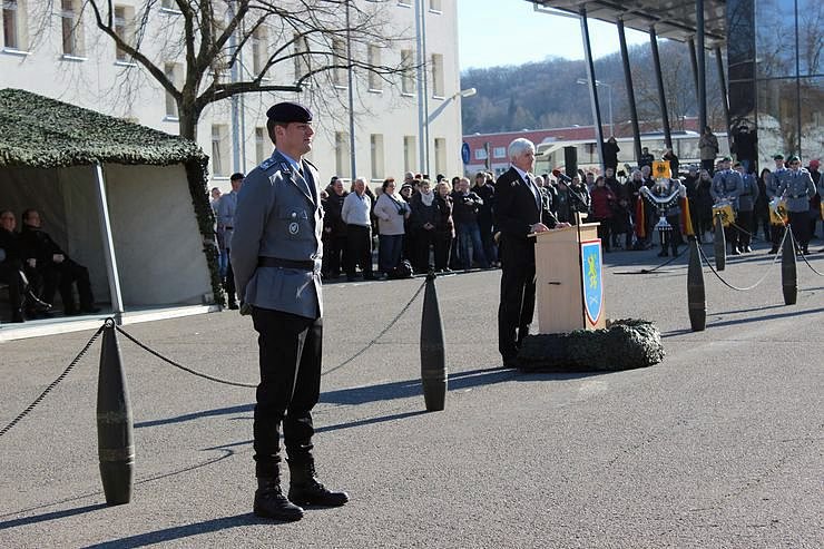 Bild: Indienststellung  des neuen Bataillons in Th&uuml;ringen