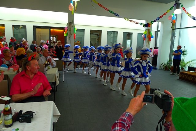 Bild: Garde beim Seniorenfasching