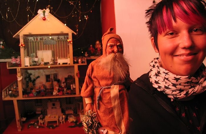 Bild: Weihnachtliches in der Flohburg