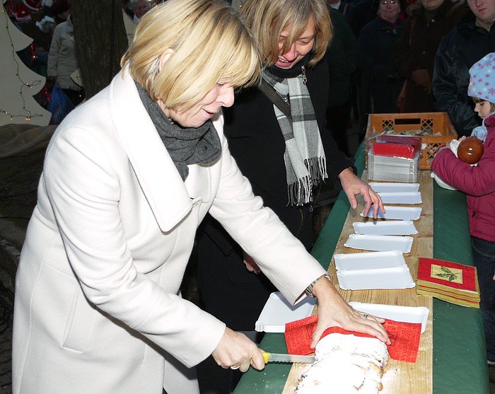 Bild: Weihnachtsmarkt ist er&ouml;ffnet