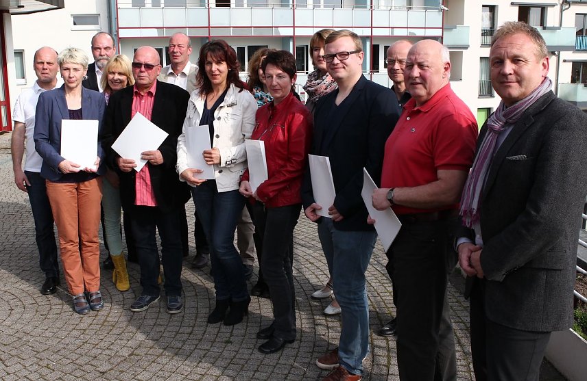 Bild: Spenden &uuml;bergeben