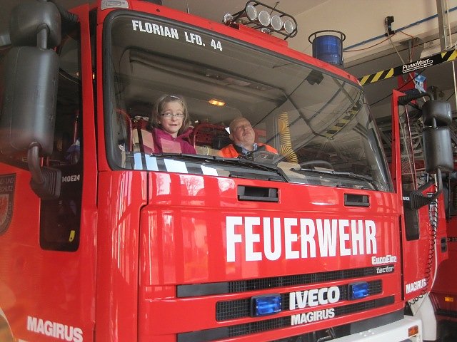 Bild: Zu Besuch bei der Feuerwehr