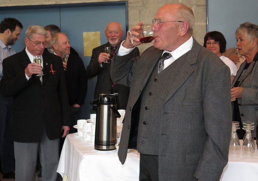 Bild: Zum Wohle, Prof. Markgraf