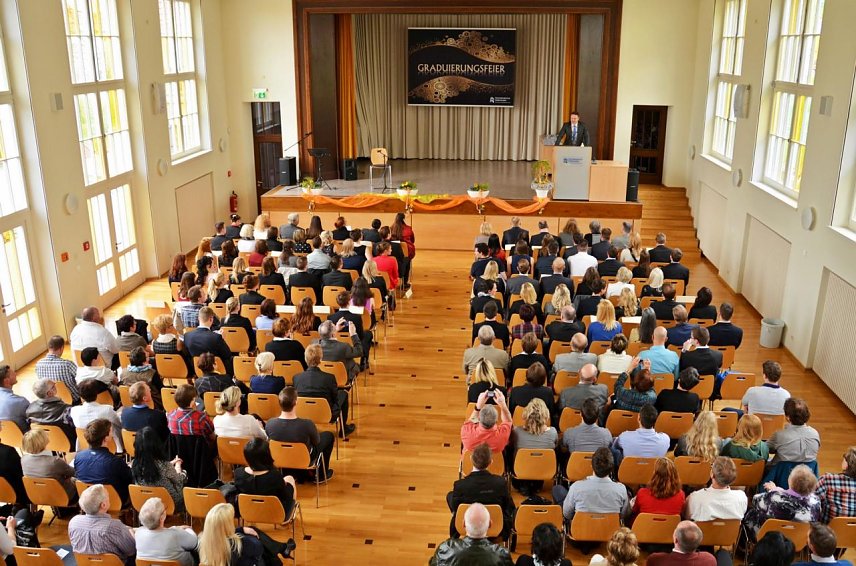 Bild: Graduierungsfeier im Audimax der FH Nordhausen