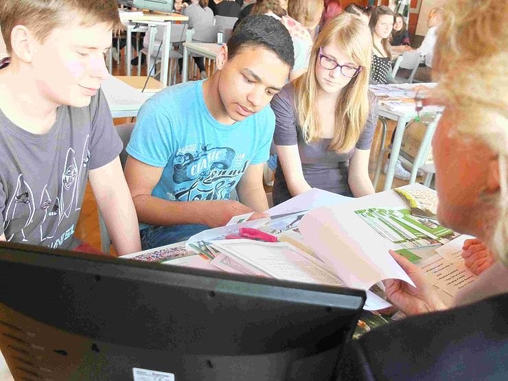 Bild: Gespr&auml;ch um soziale Berufe