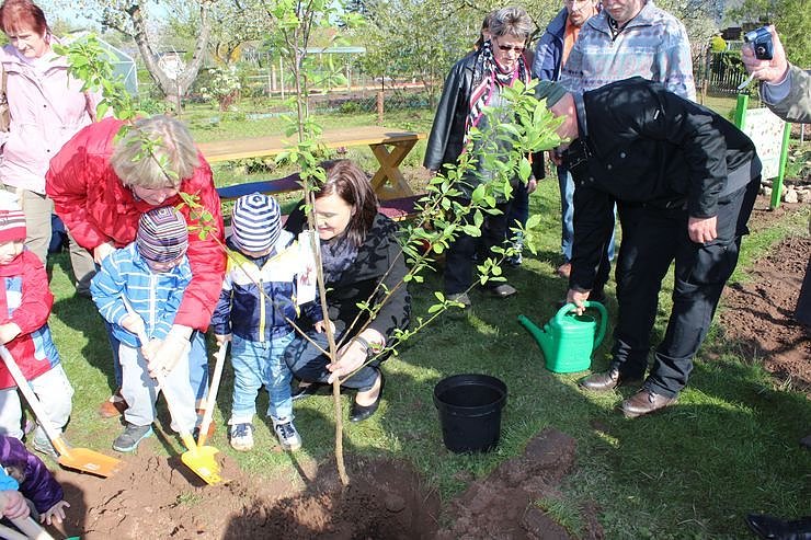 Bild: Kindern Natur nahe bringen