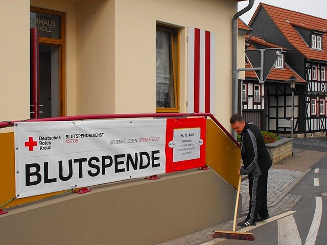 Bild: Aufr&auml;umen in Breitenholz