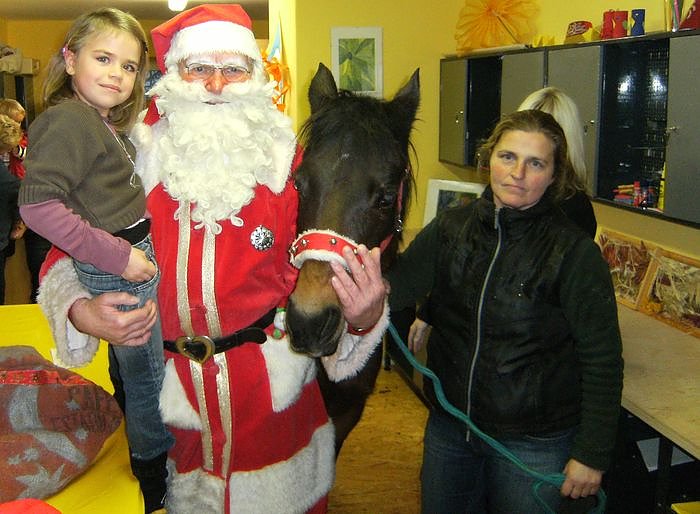 Bild: Nikolaus im Mehrgenerationenhaus