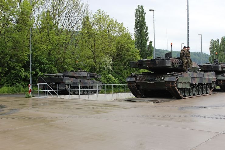 Bild: Die Panzer sind da