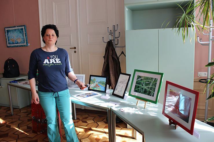 Bild: Neue Ausstellung in Musikschule