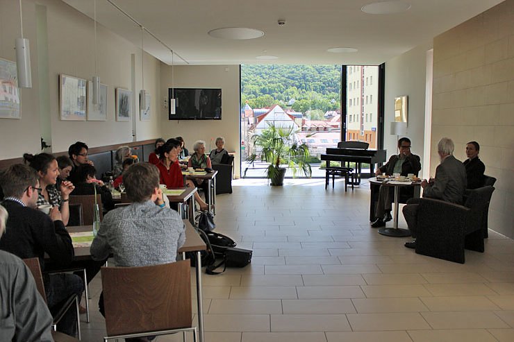 Bild: Duo im Kulturcaf&eacute;