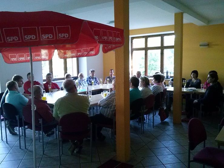 Bild: Gut besuchter Stammtisch