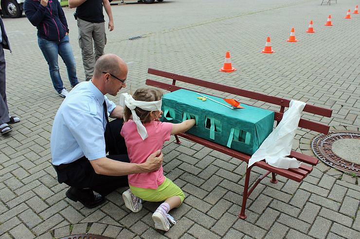 Bild: Kindertag bei Feuerwehr gestartet