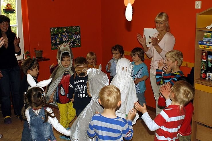 Bild: Party im Sonnenschein