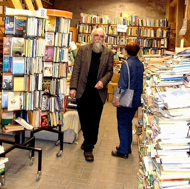 Bild: Ein Asyl f&uuml;r B&uuml;cher?!