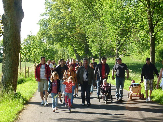 Bild: Wanderung Karnevalverein Kirchohmfeld