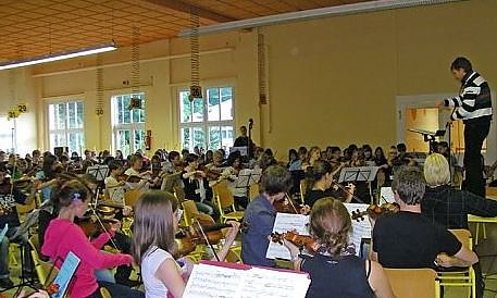 Bild: Orchestertreffen auf dem Strau&szlig;berg