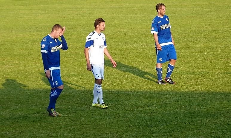 Bild: Pichinot (18) unter Bewachung