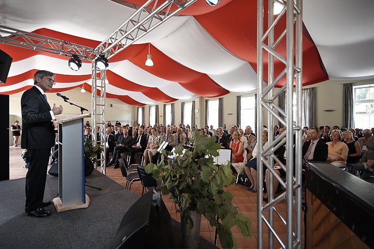 Bild: Partnerschule in Ro&szlig;leben besucht