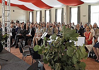 Bild: Partnerschule in Ro&szlig;leben besucht