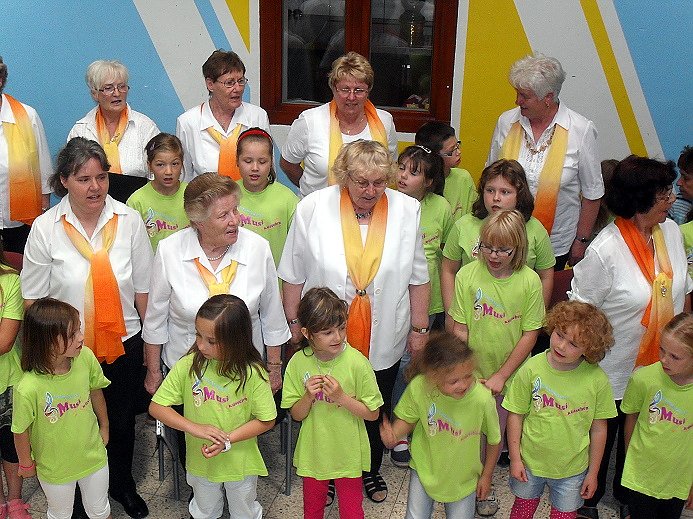 Bild: Singen bringt Freude ins Herz�,�