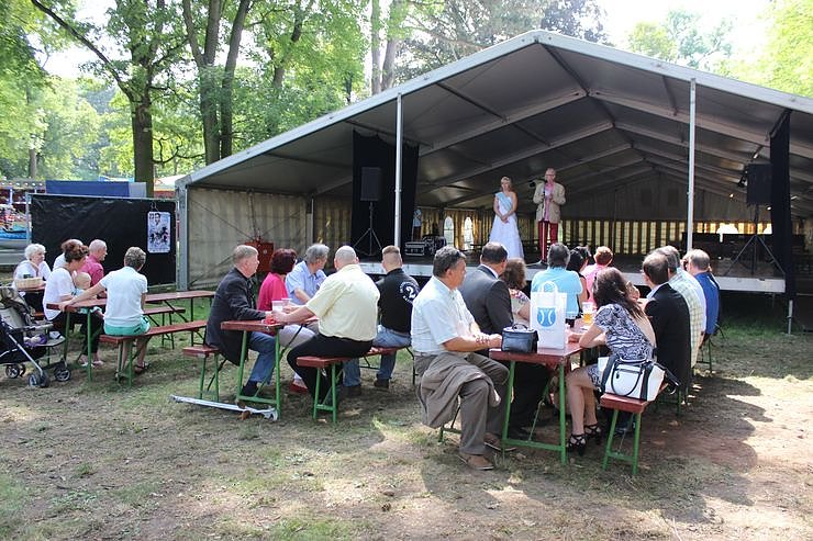 Bild: 240. Brunnefest gestartet, aber...