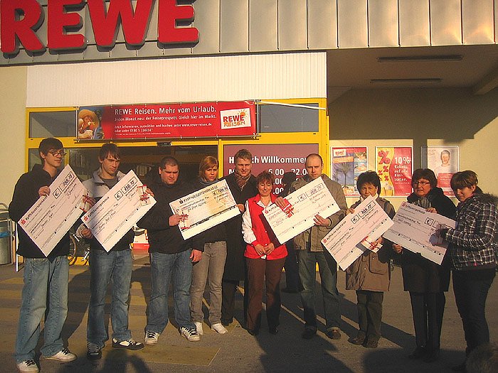 Bild: &Uuml;bergabe Spendenmittel an Brandopfer von Bad Frankenhausen