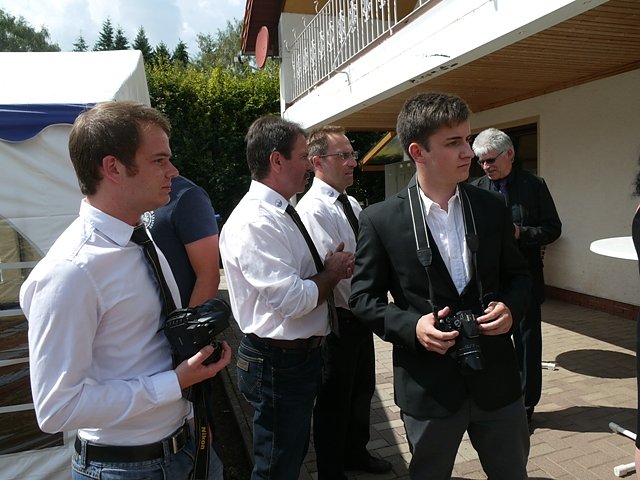 Bild: Scheck&uuml;bergabe in Dingelst&auml;dt